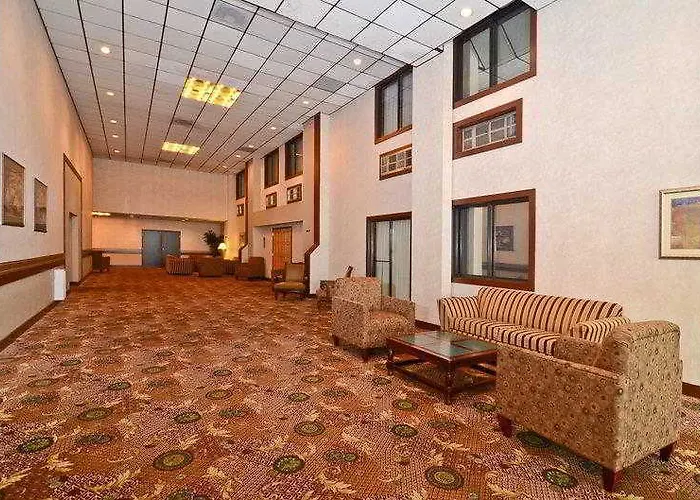 Hotel Ramada By Wyndham 2*