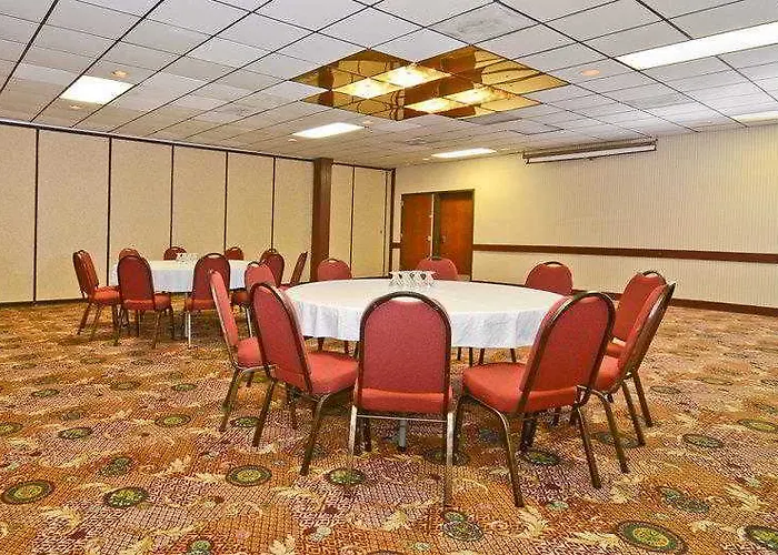 Ramada By Wyndham