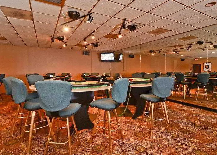 Hotel Ramada By Wyndham 2*