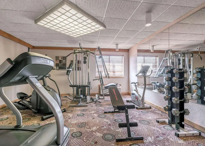 Ramada By Wyndham Hotel Fargo