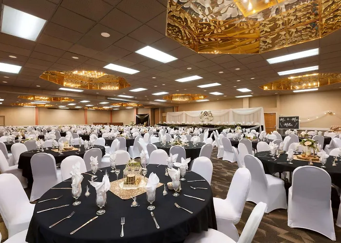 Hotel Ramada By Wyndham 2*