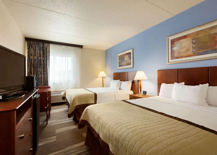 Ramada By Wyndham Hotel 2*