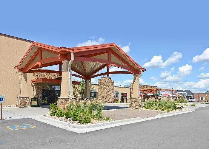 Hotel Ramada By Wyndham Fargo