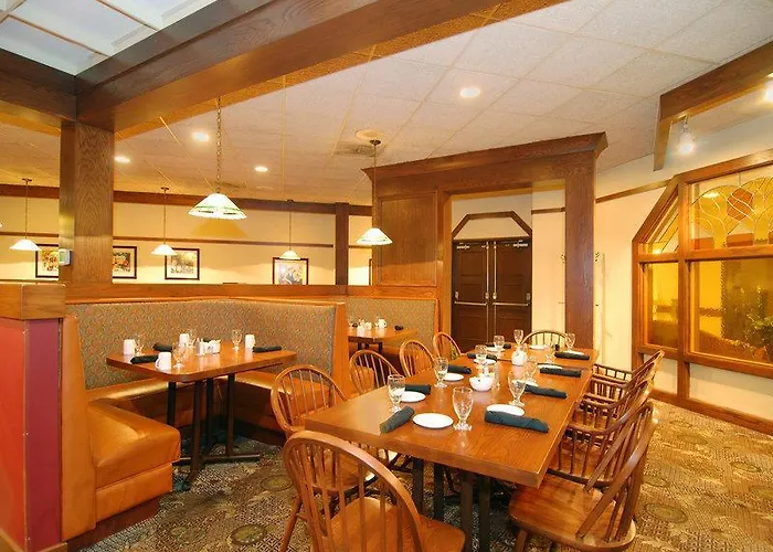 Hotel Ramada By Wyndham 2*