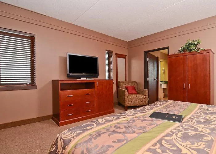 Ramada By Wyndham Hotel