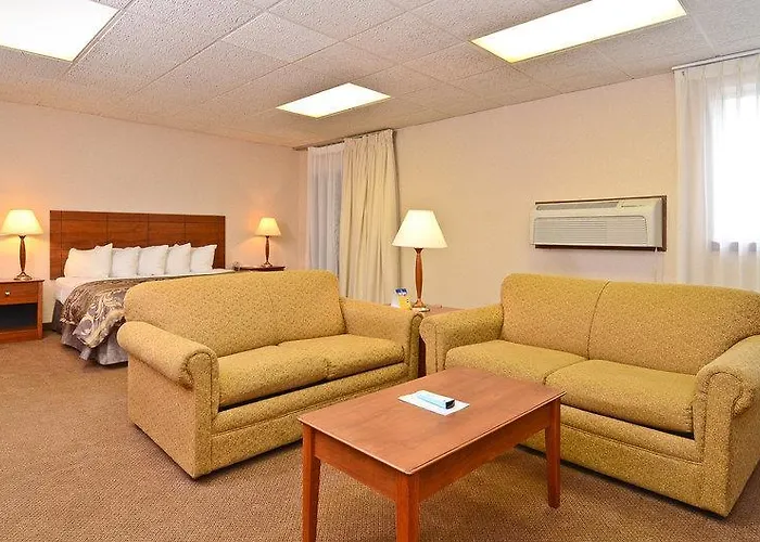 Hotel Ramada By Wyndham 2*
