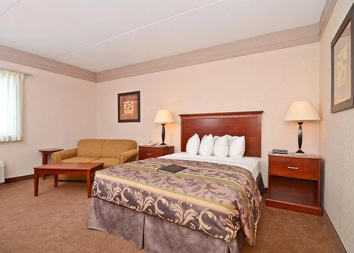 Ramada By Wyndham Fargo