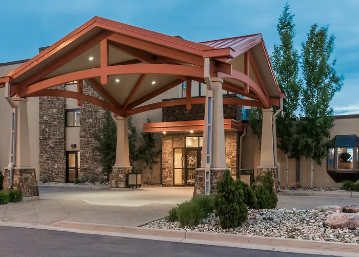 Hotel Ramada By Wyndham 2*